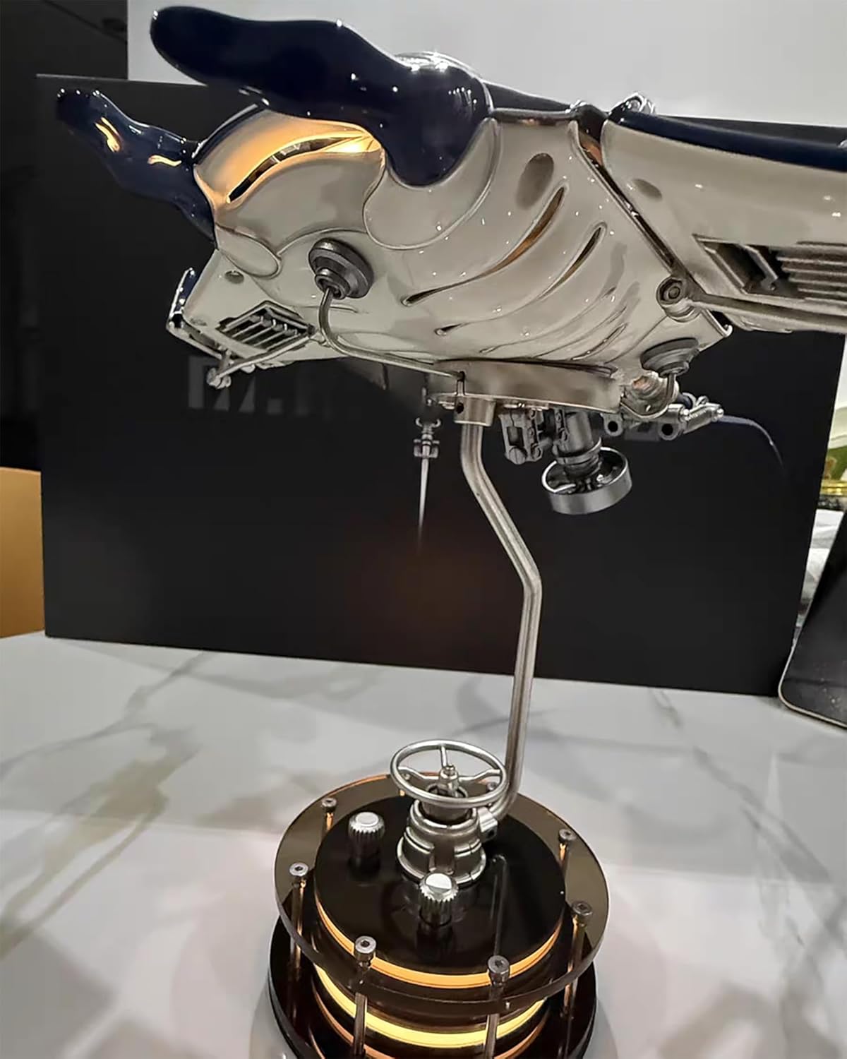 🔥 Final Day — Store Closing Clearance (Tariff Reasons). Limited Stock. First come, first served. Once gone, never back. 🔥 Robotic Manta Ray Metal Model